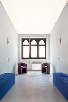 אכסניה Babila & Bistrot מילאנו