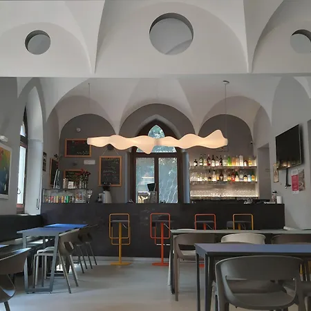 Babila Hostel&bistrot *