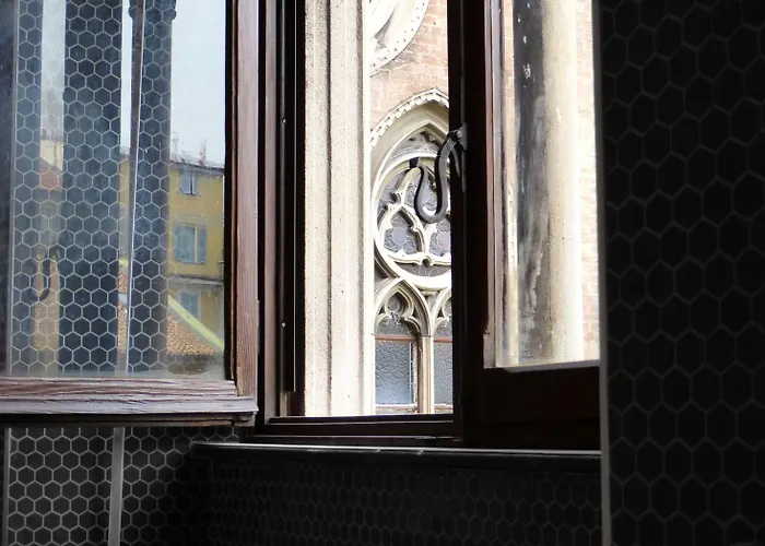 Babila & Bistrot Hostel *