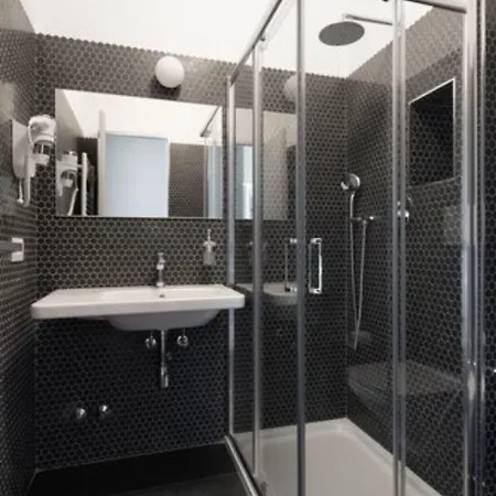 Hostel Babila & Bistrot Milaan